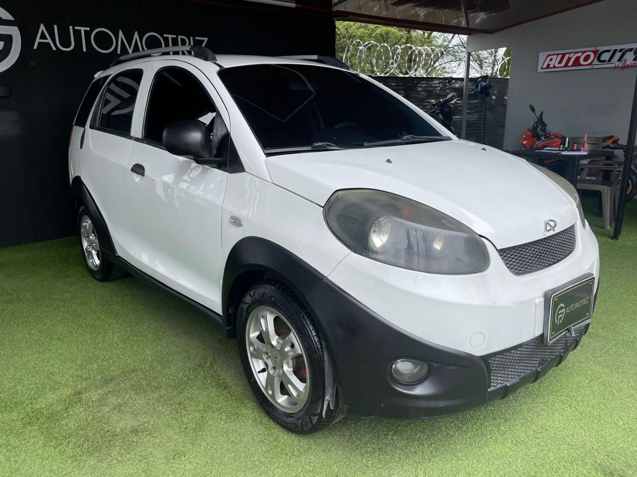CHERY XCROSS 2015