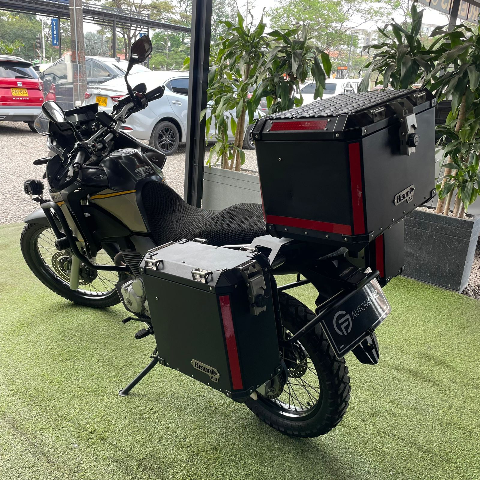 HONDA XRE 300 2023