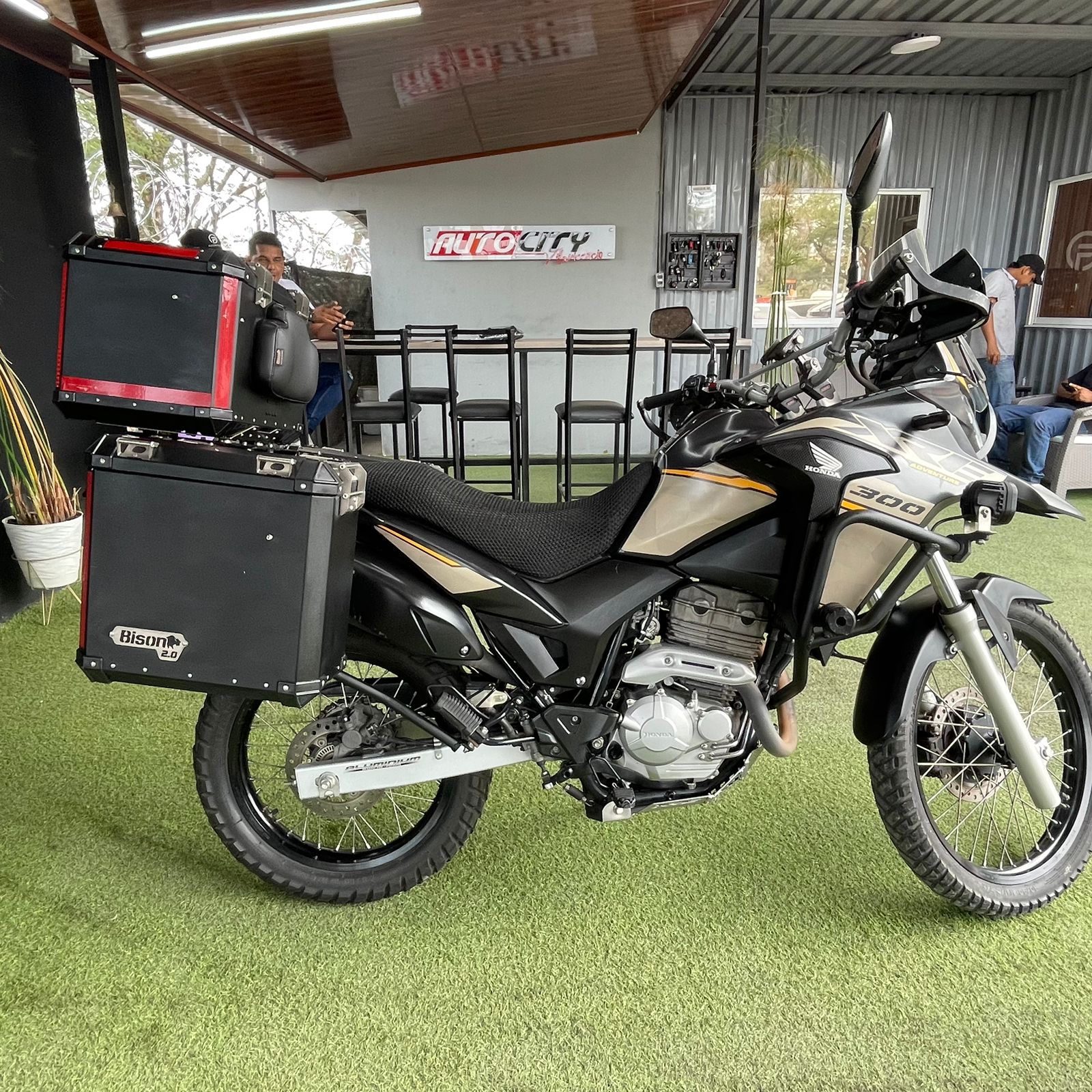 HONDA XRE 300 2023