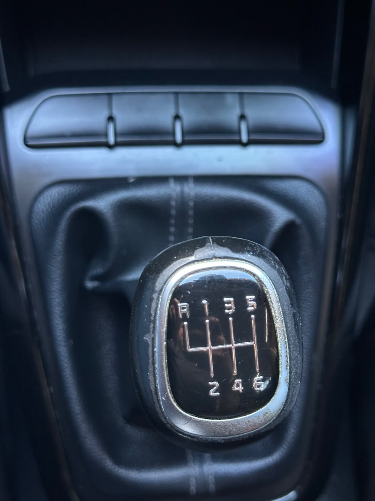 KIA RIO 2024