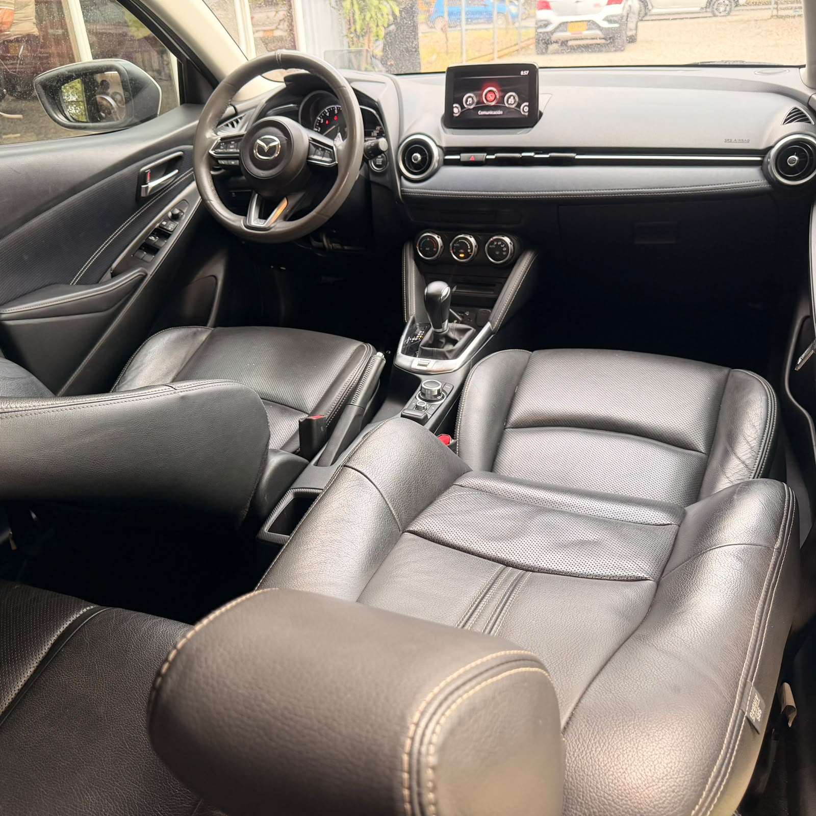 MAZDA 2 2021