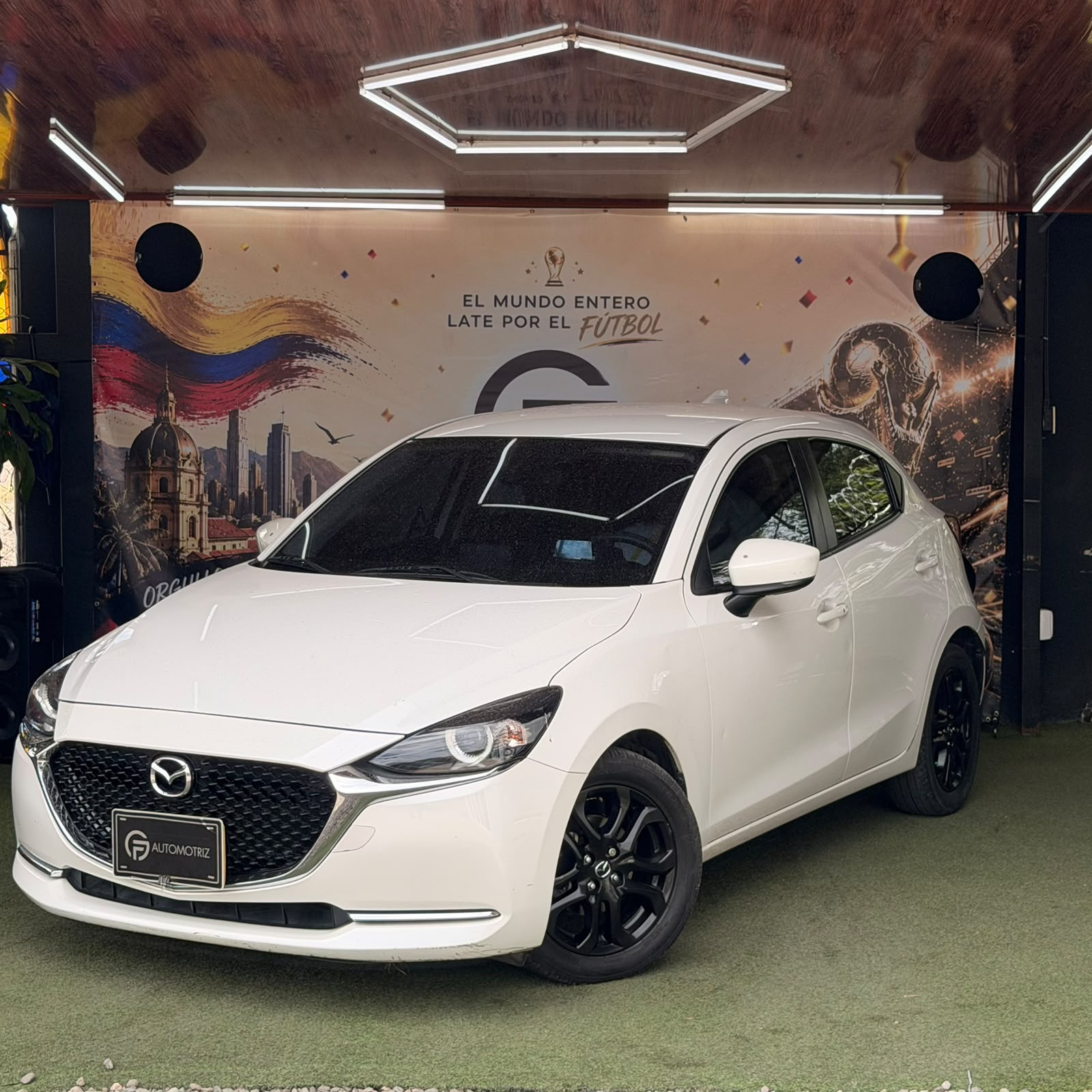 MAZDA 2 2021