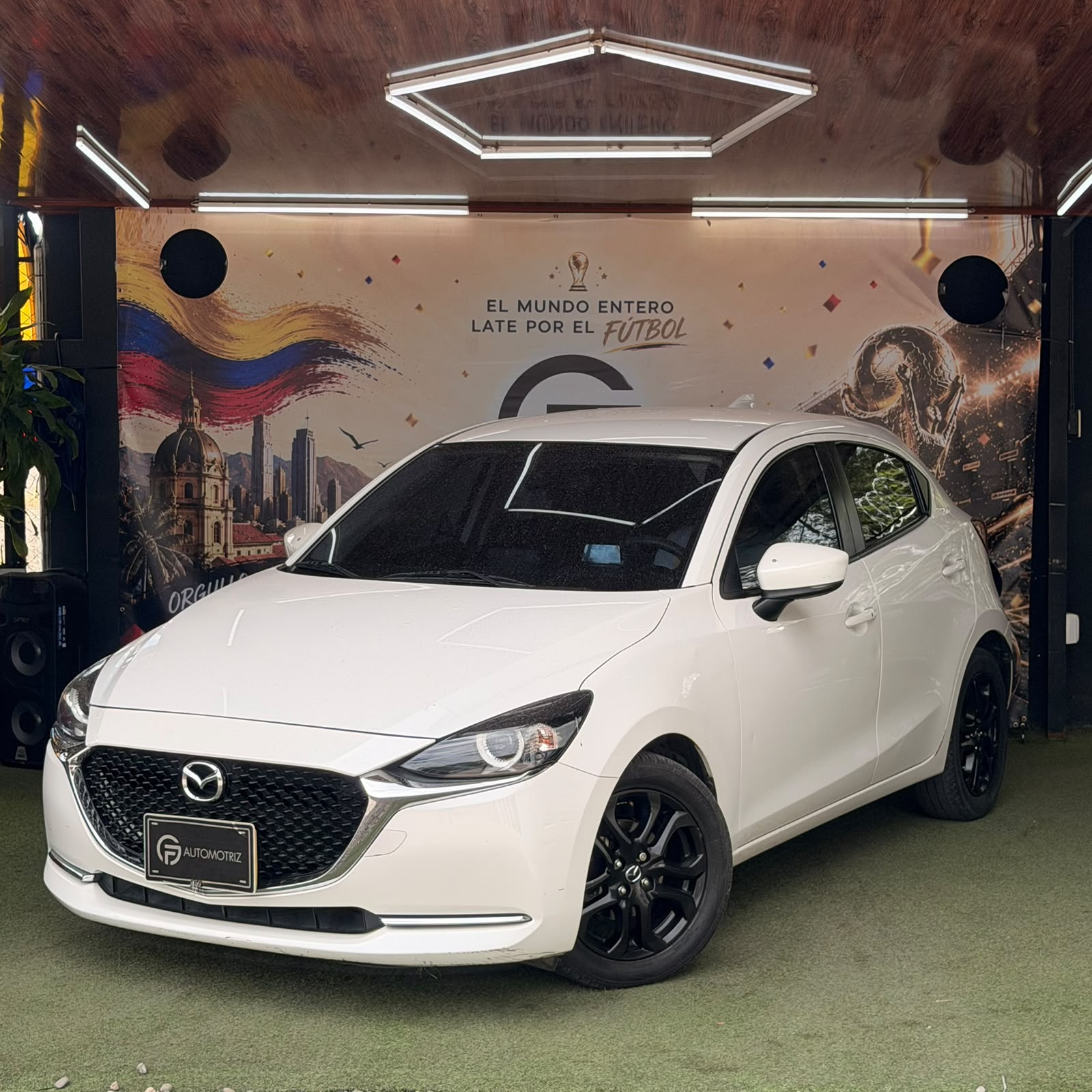 MAZDA 2 2021