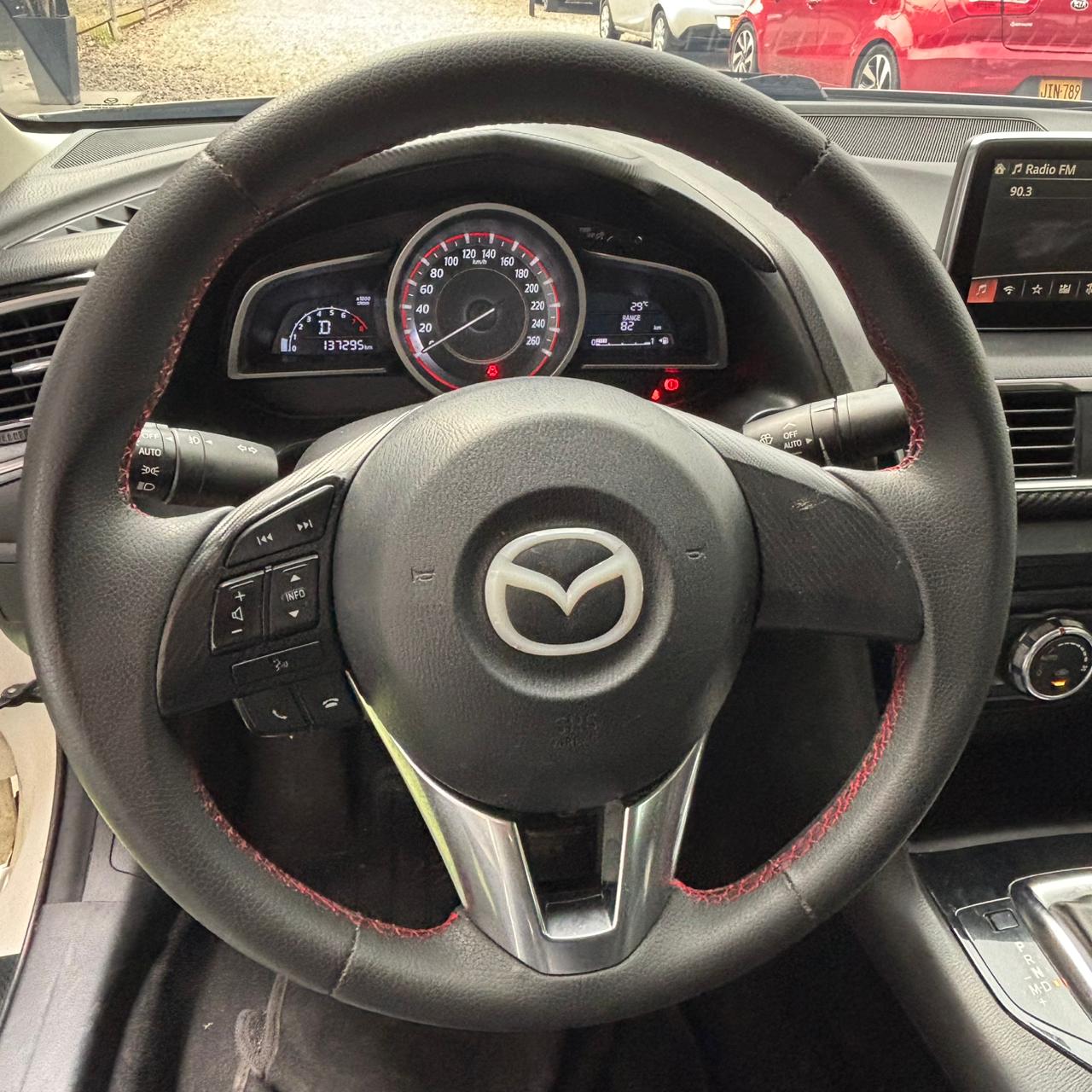MAZDA 3 2017