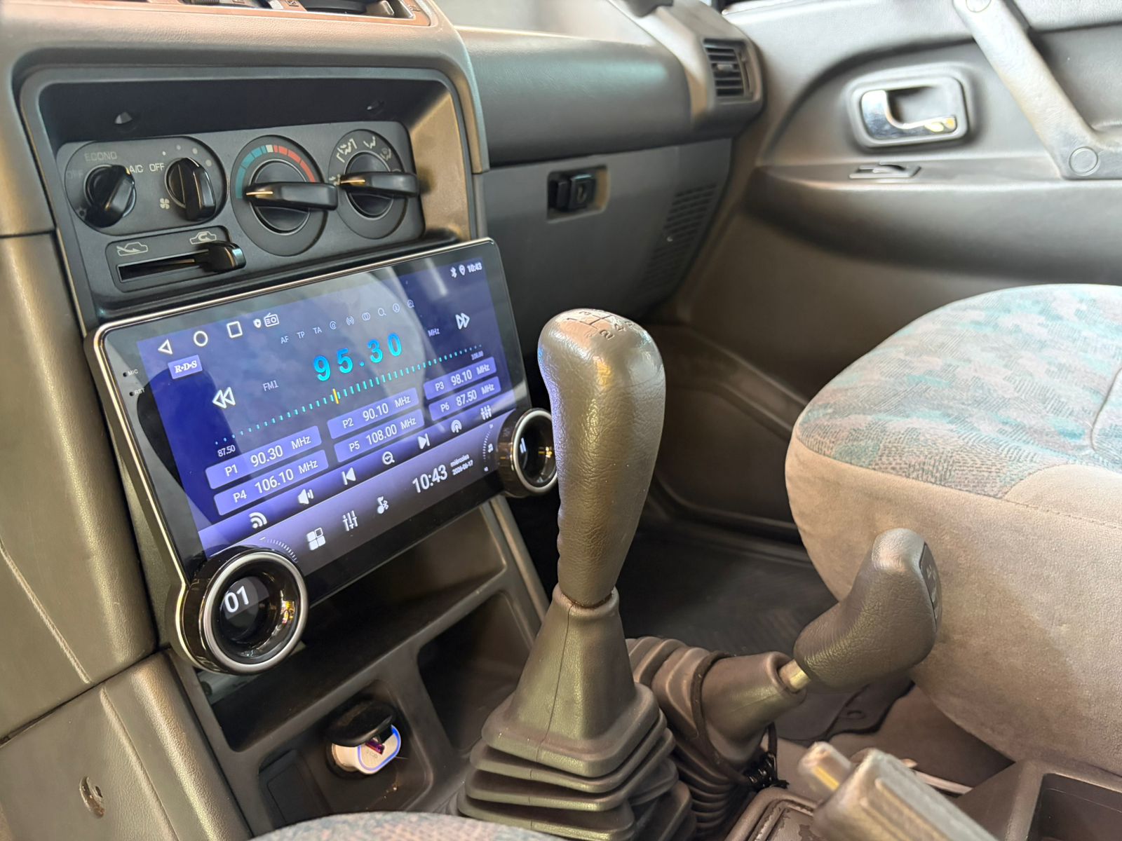 MITSUBISHI MONTERO 2005