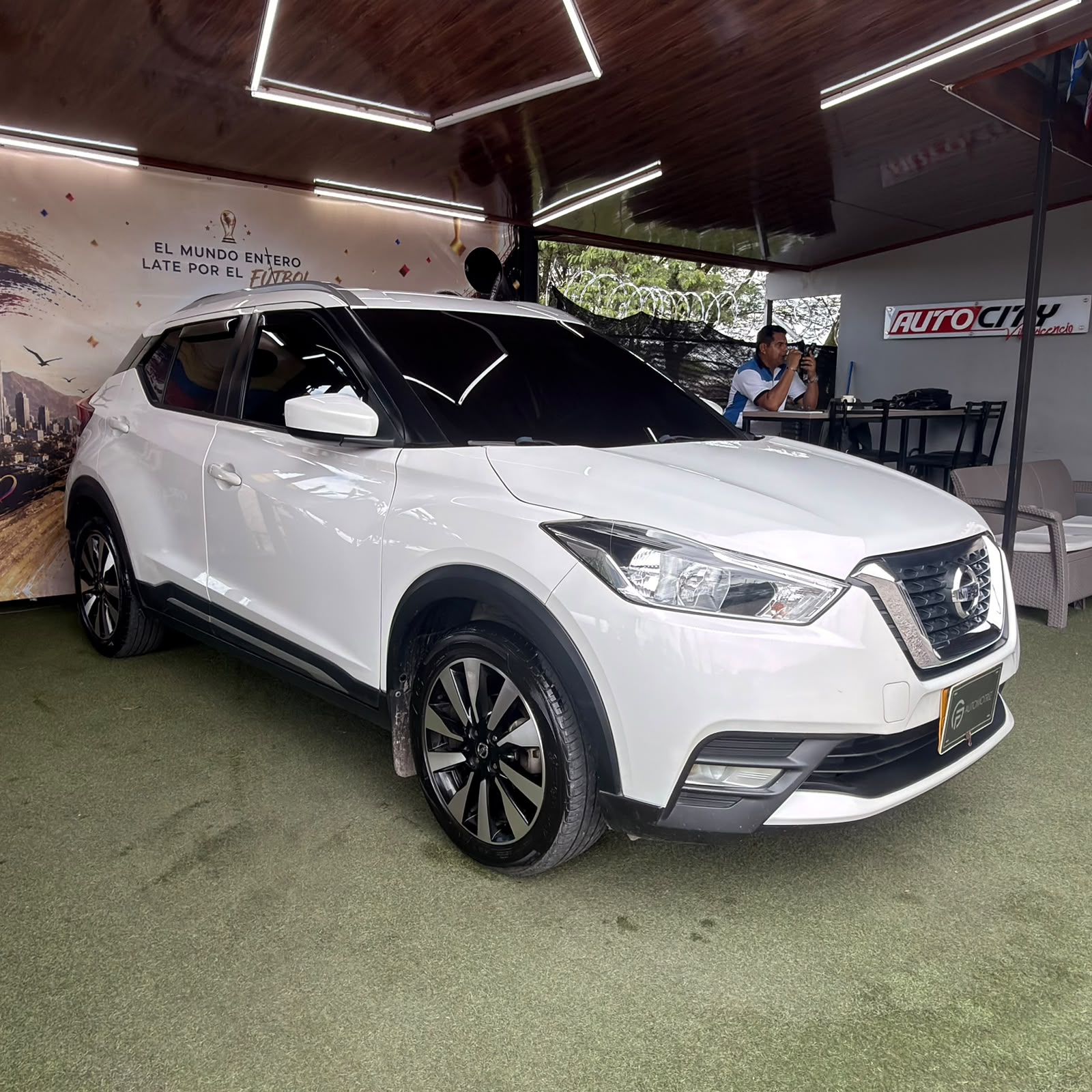 NISSAN KICKS 2021