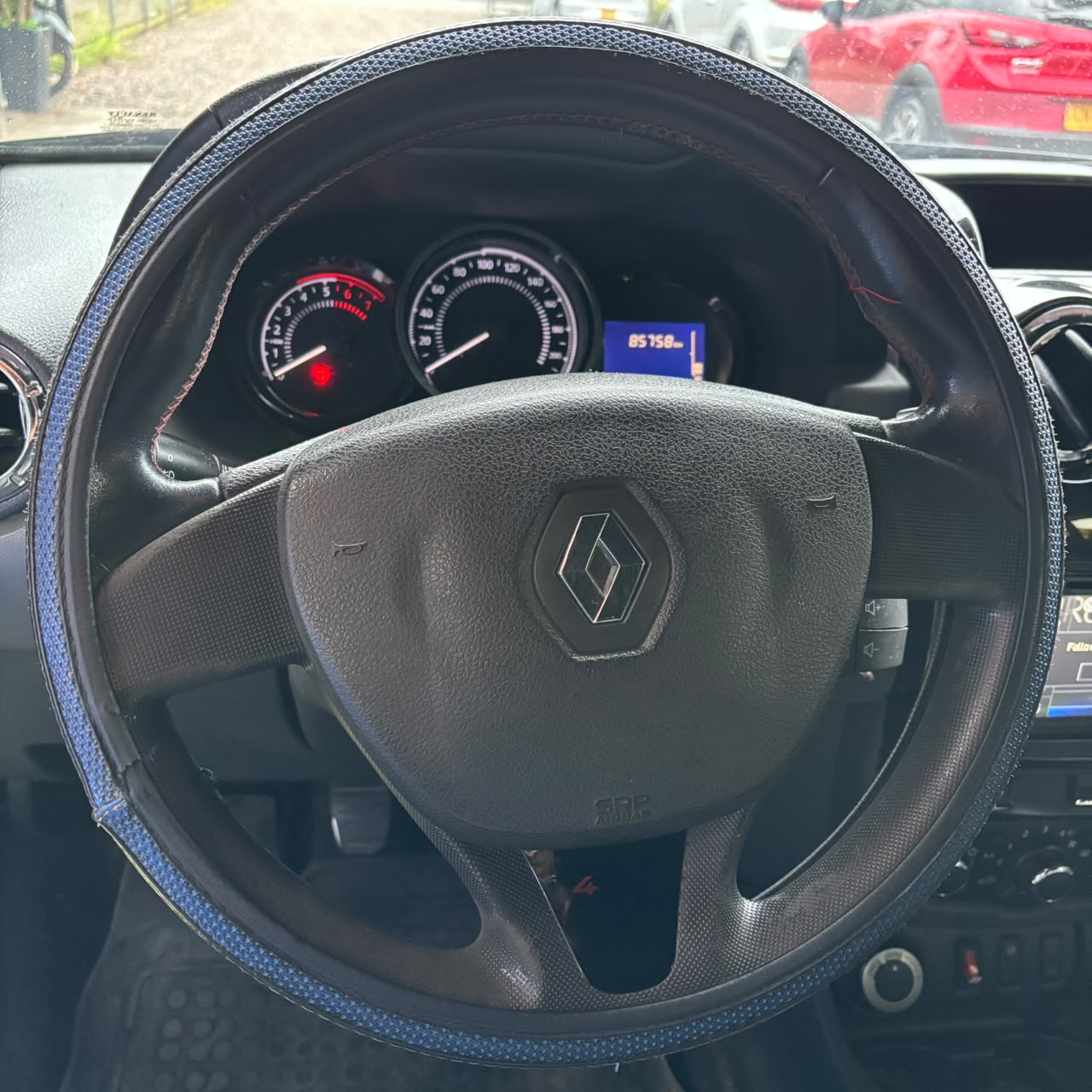 RENAULT DUSTER 2018