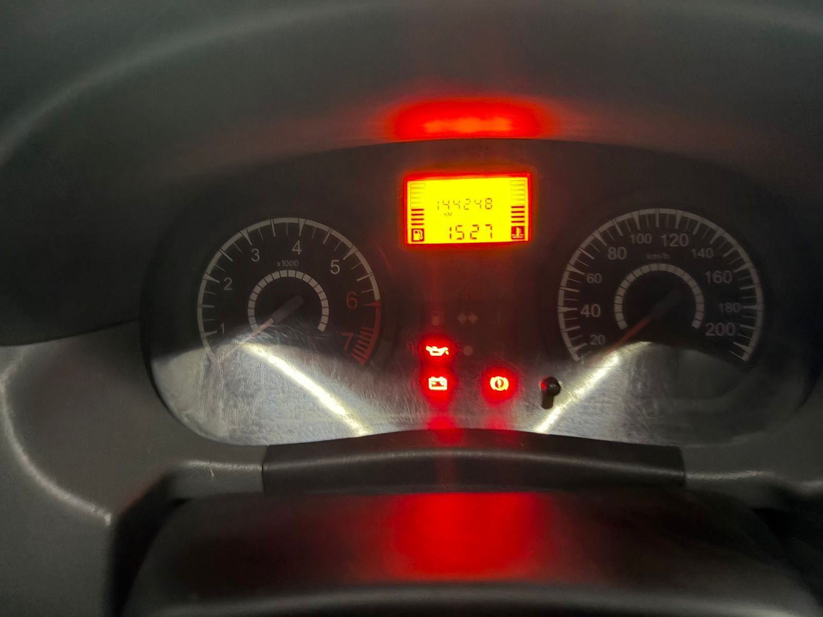 RENAULT LOGAN 2016