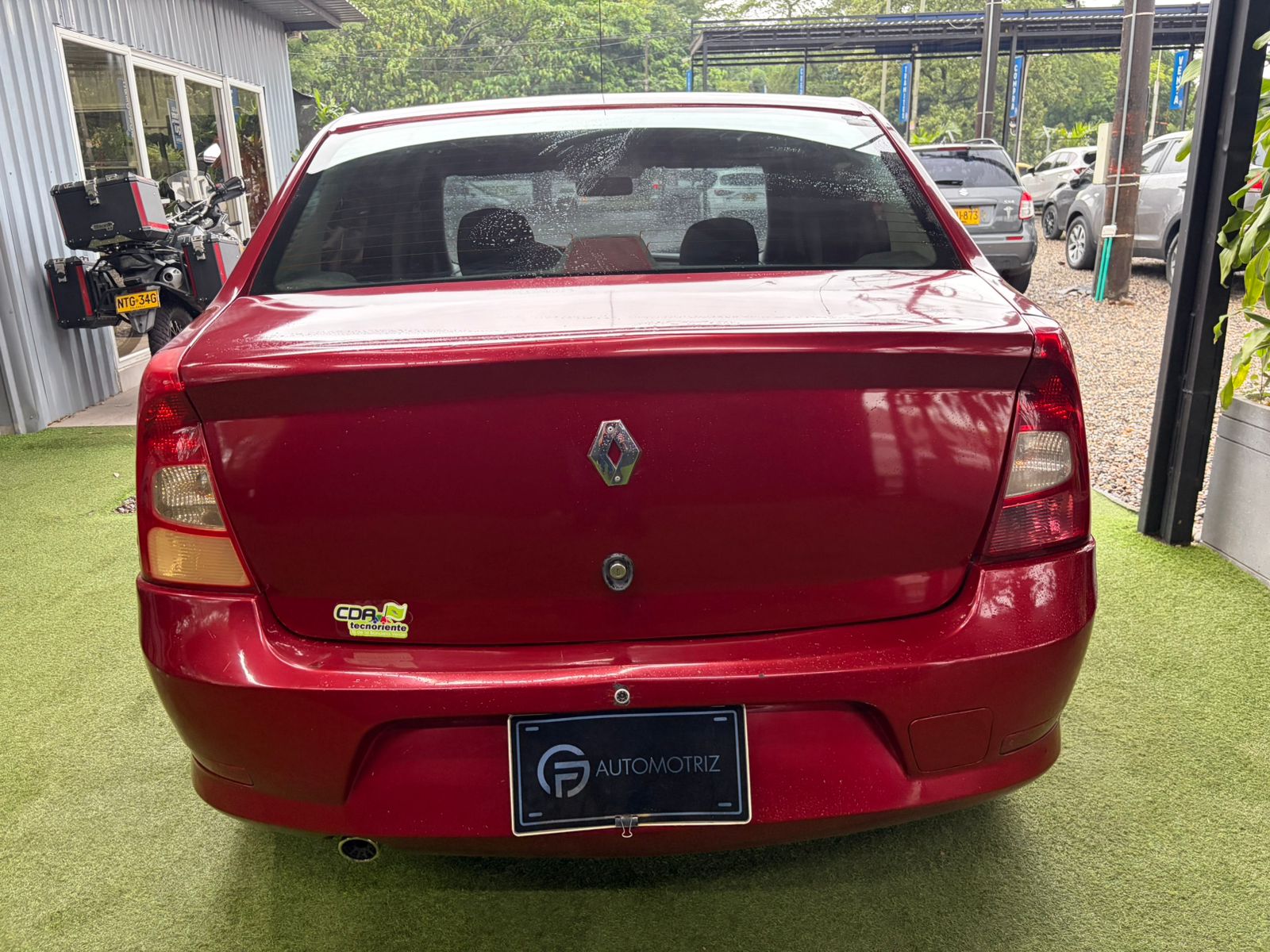 RENAULT LOGAN 2016