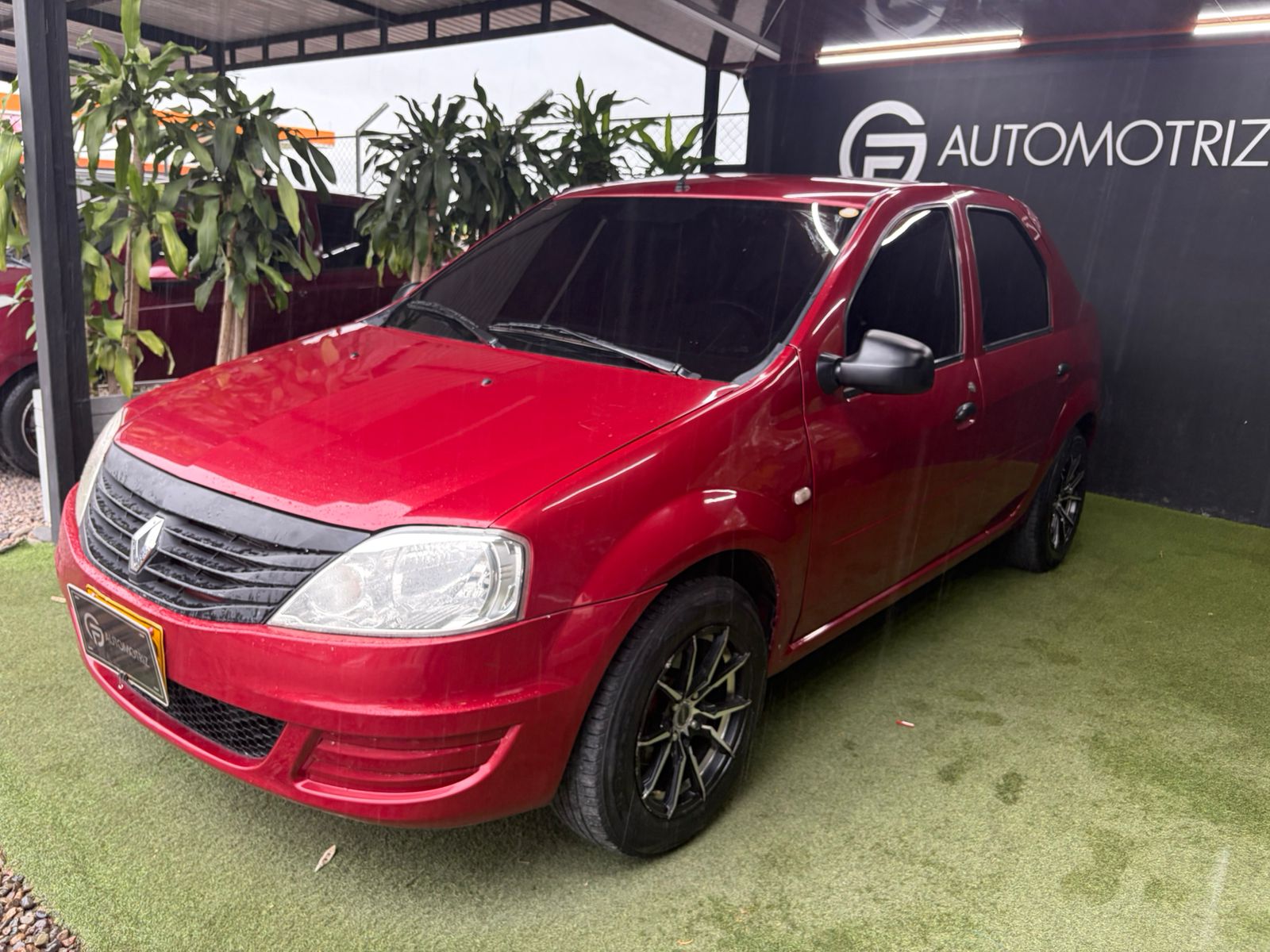 RENAULT LOGAN 2016