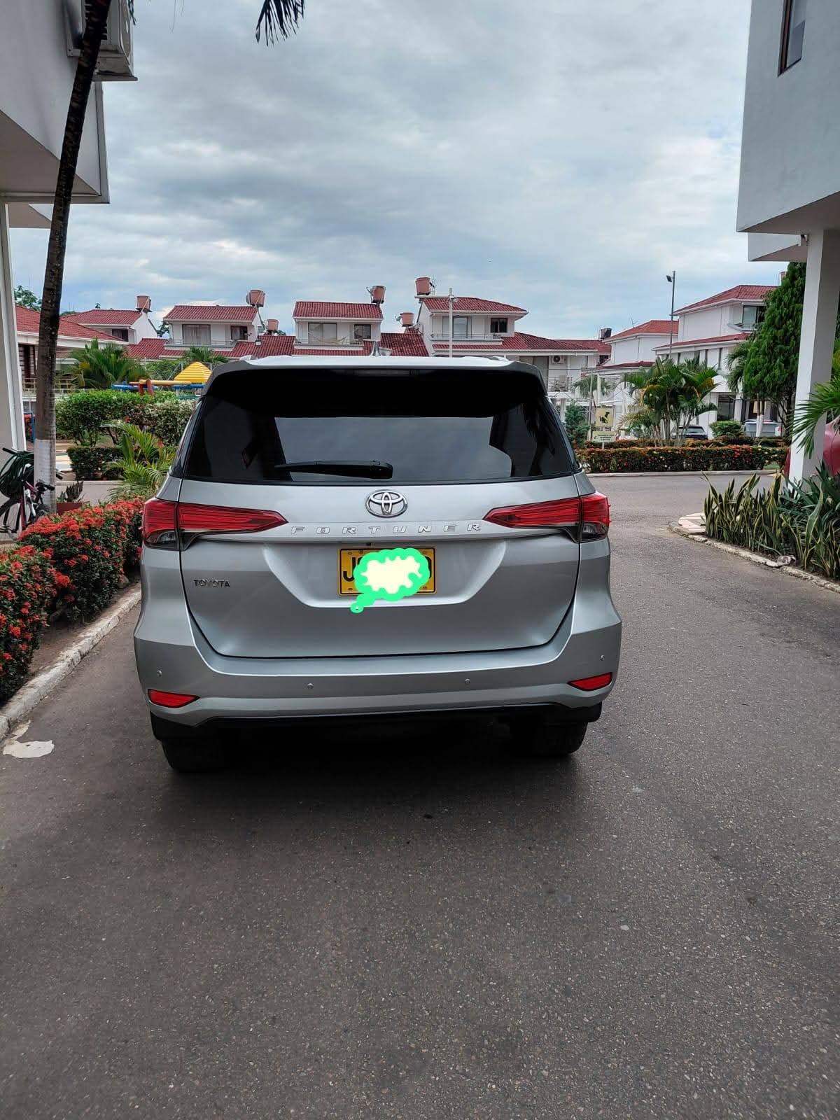 TOYOTA FORTUNER 2020