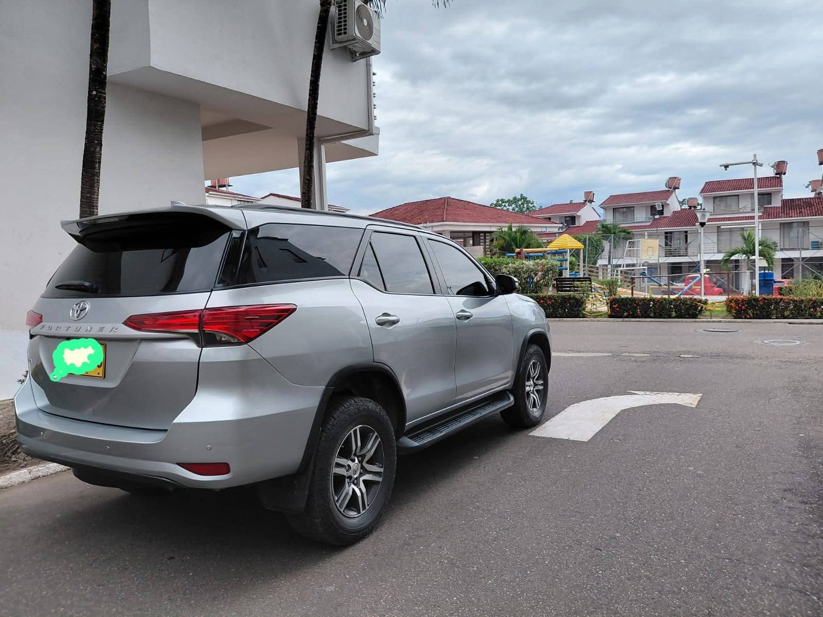 TOYOTA FORTUNER 2020