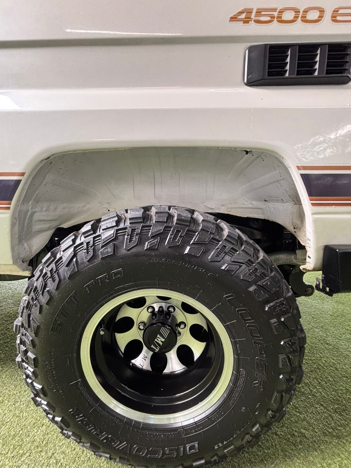 TOYOTA LAND CRUISER 1996