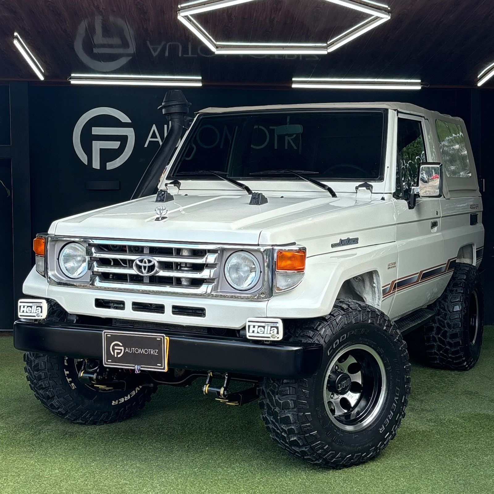 TOYOTA LAND CRUISER 1996