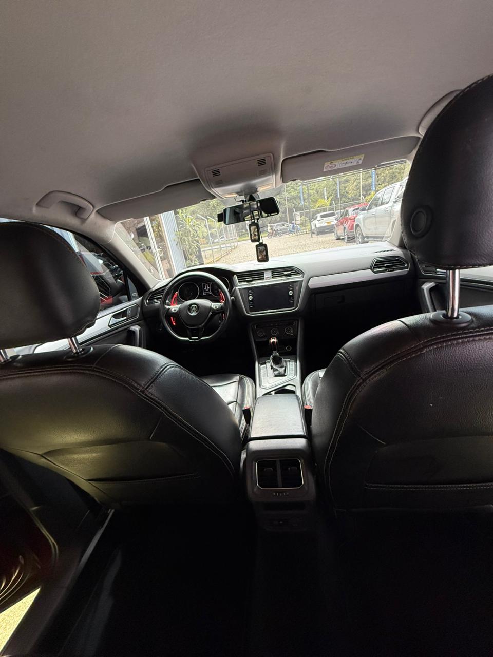 VOLKSWAGEN TIGUAN 2019
