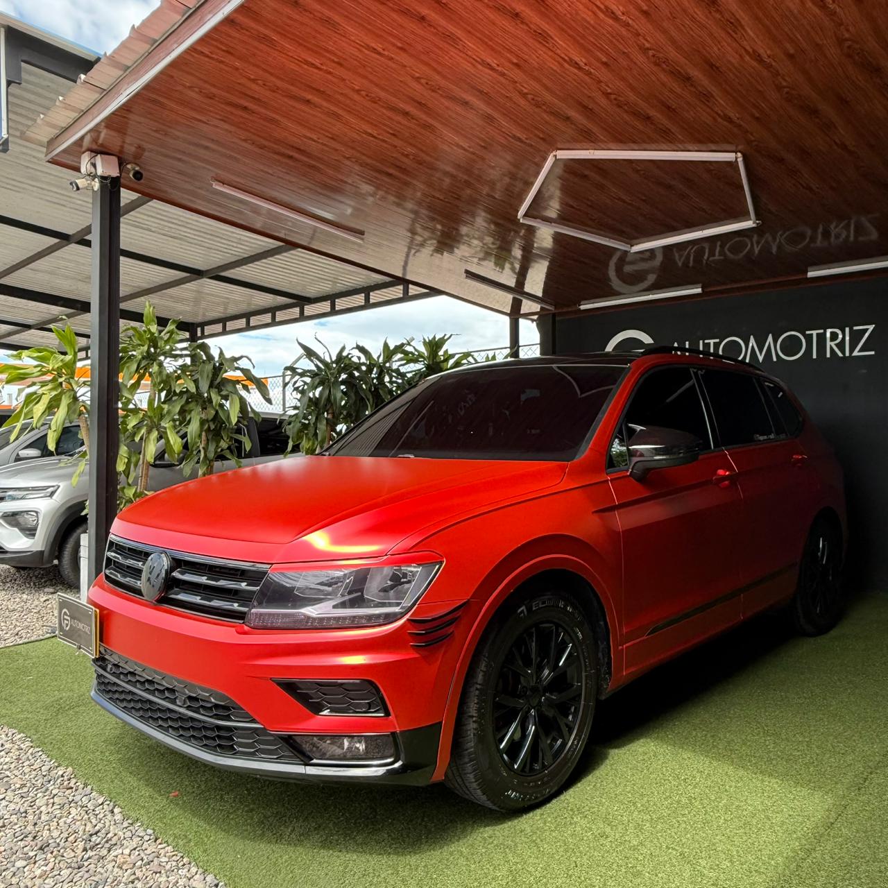 VOLKSWAGEN TIGUAN 2019