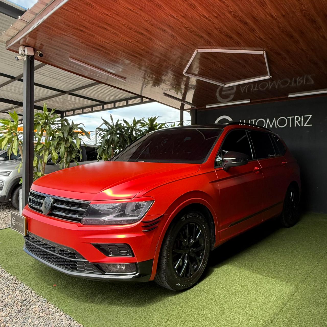 VOLKSWAGEN TIGUAN 2019