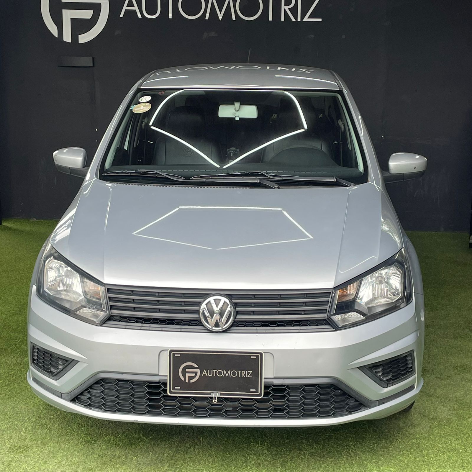VOLKSWAGEN VOYAGE 2020